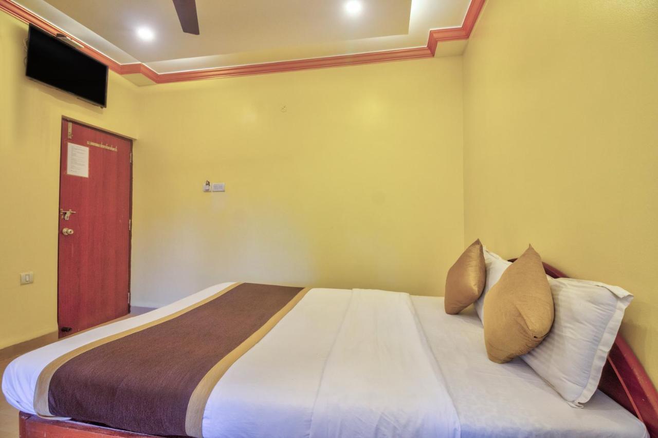 Hotel Purushottam Residency Calangute Exterior photo