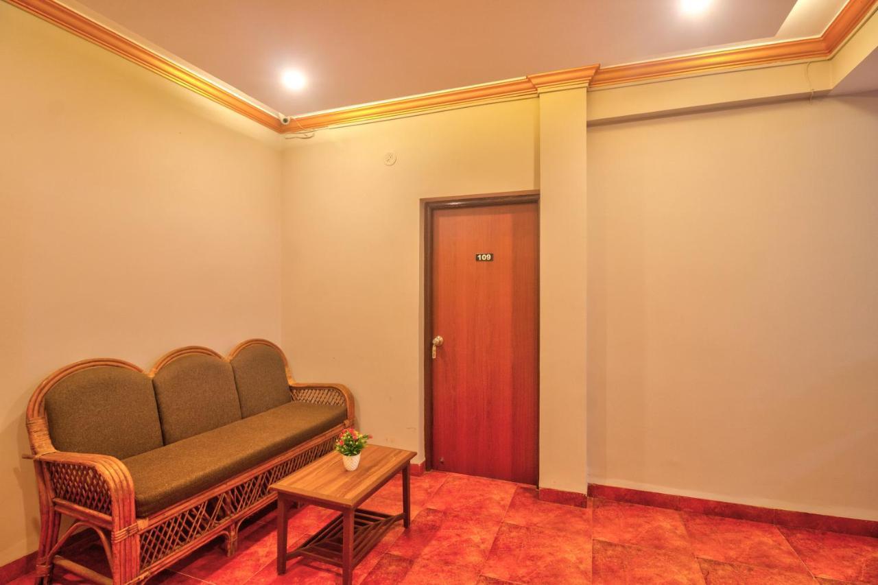 Hotel Purushottam Residency Calangute Exterior photo