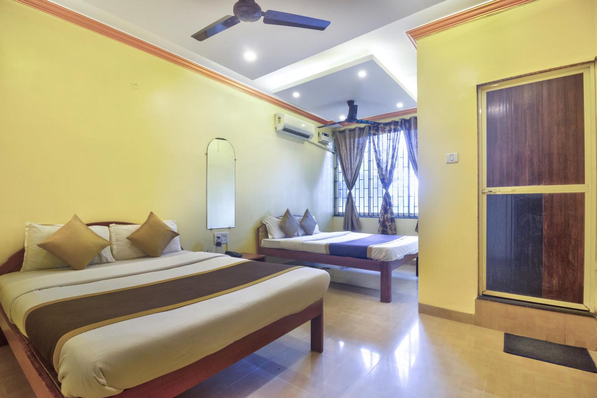 Hotel Purushottam Residency Calangute Exterior photo