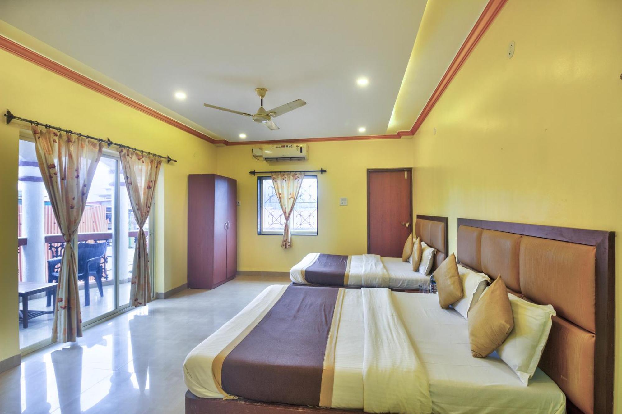 Hotel Purushottam Residency Calangute Exterior photo